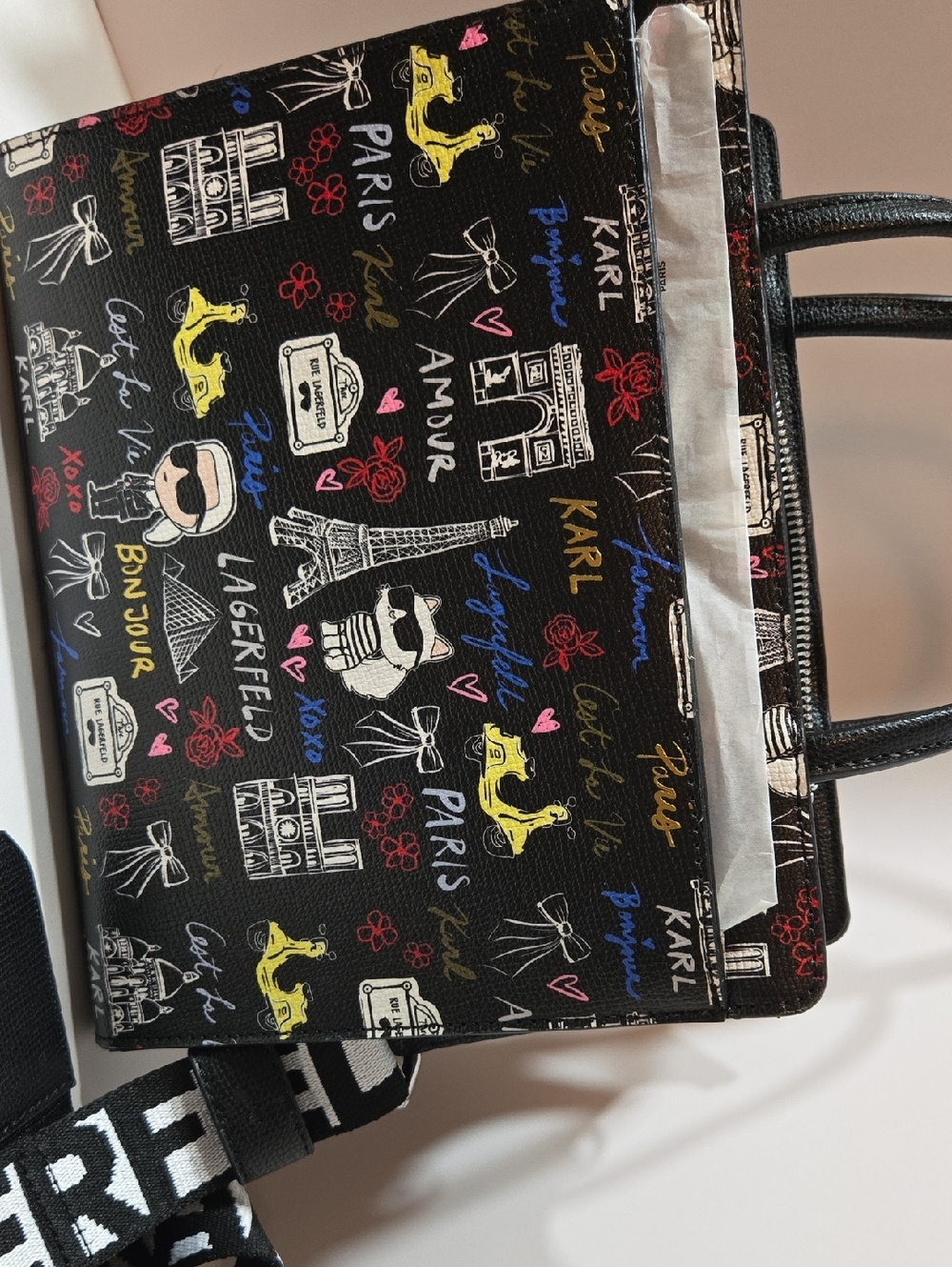 NWT Karl Lagerfeld Paris Graphic Tote Bag Crossbody Strap Paris Print. Nwt. - Picture 4 of 9